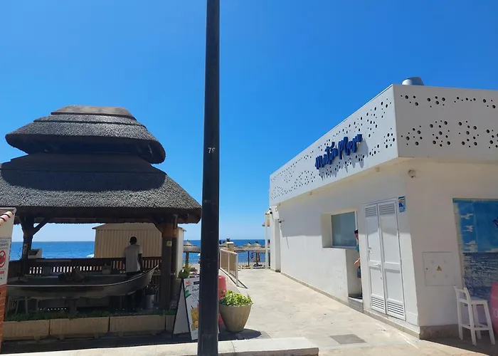 Apartment Estudio Con Piscina Y Parking, Playa A 4 Min A Pie, Tren A 2 Min *
